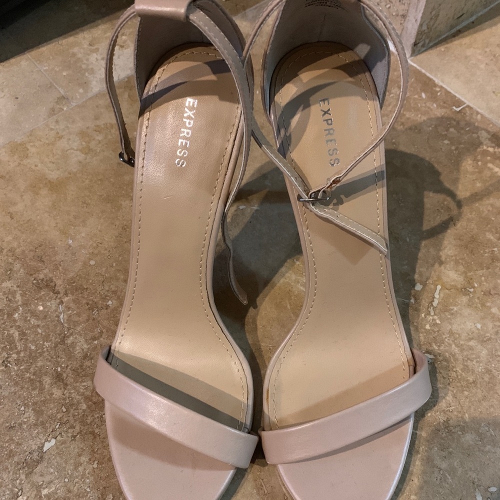 EXPRESS NUDE STRAPPY HEELS